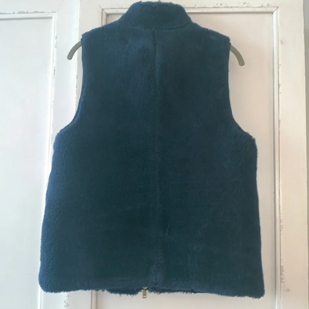 J Crew Navy Blue Fur Vest size small - Picture 4 of 8
